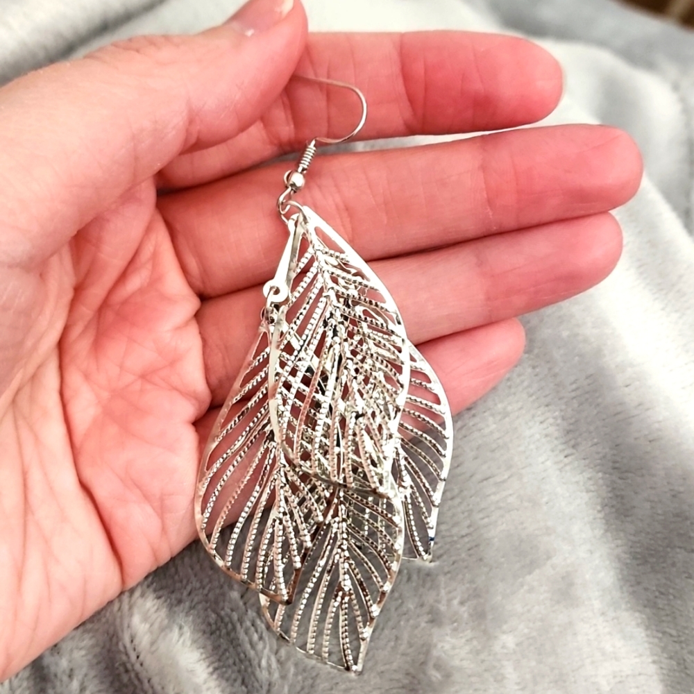 BOGOF Dangle leaf costume jewelry earrings